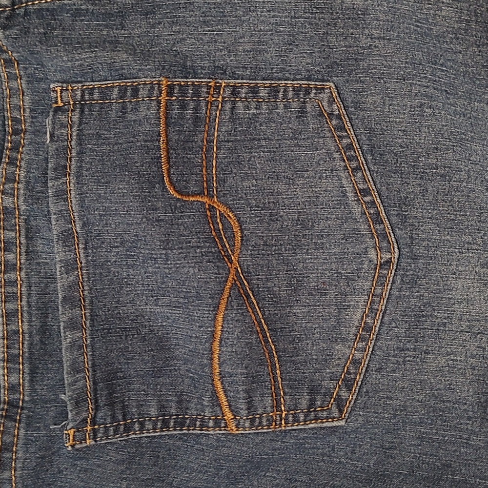 ๐ 3/$20๐ Faded Glory Denim Shorts - Picture 3 of 5